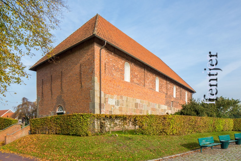 Ev.-luth. Kirche Ardorf-2015-01434-HDR.jpg