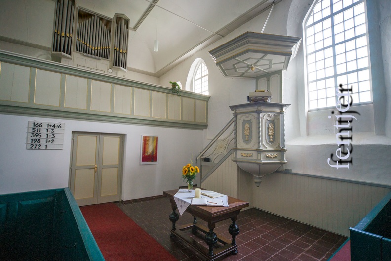 Ev.-ref. Kirche Upleward-A850-2012-0068.jpg