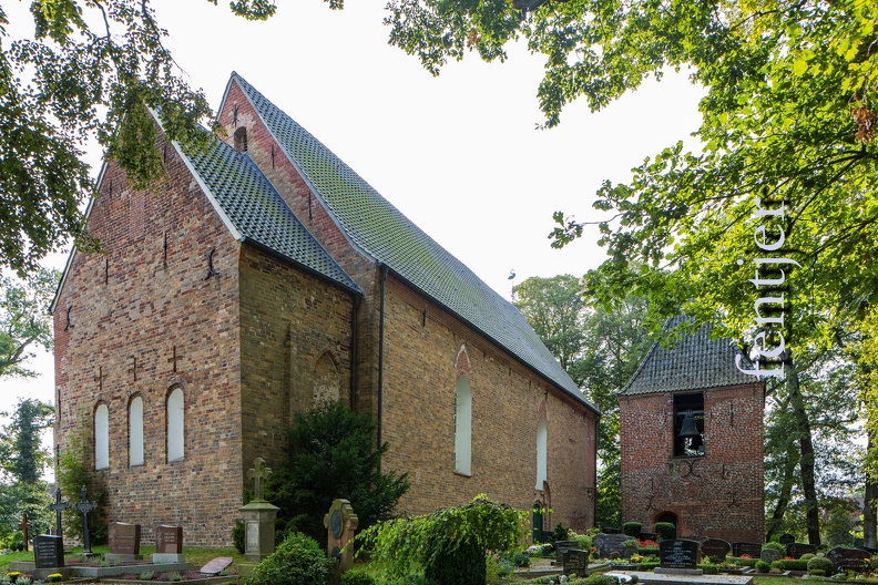 Ev.-luth. Kirche St. Petri Börgtun, Großefehn-2014-00449.jpg