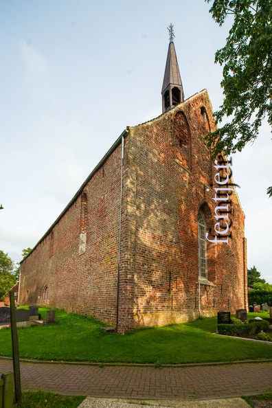 Ev.-ref. Kirche Groß-Midlum-A850-2012-0120.jpg