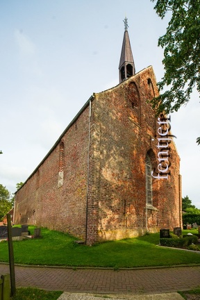 Ev.-ref. Kirche Groß-Midlum-A850-2012-0120
