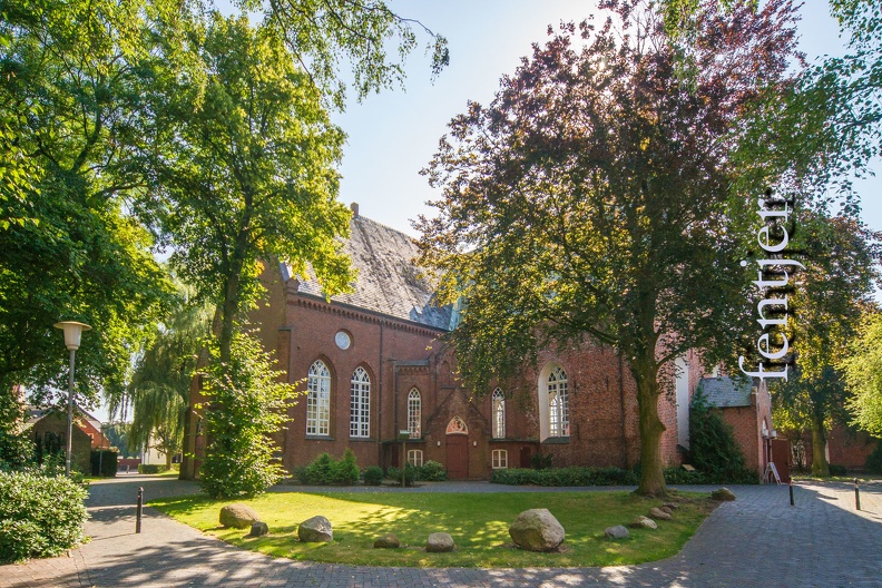 Ev.-ref. Kirche Weener-A850-2012-0221.jpg