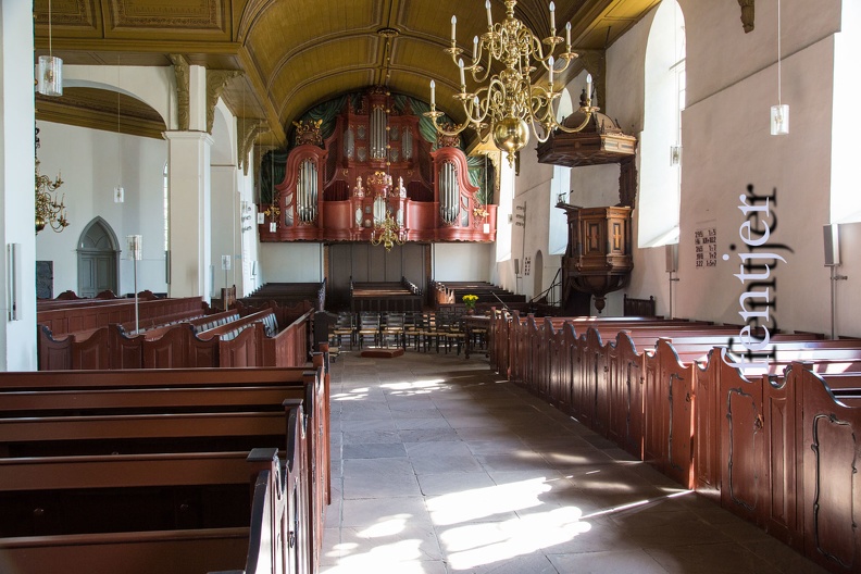 Ev.-ref. Kirche Weener-Eos5D-2012-00177.jpg